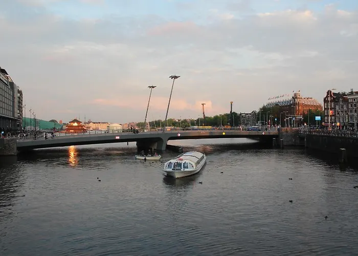 Hotel Restaurant Old Bridge Amsterdam